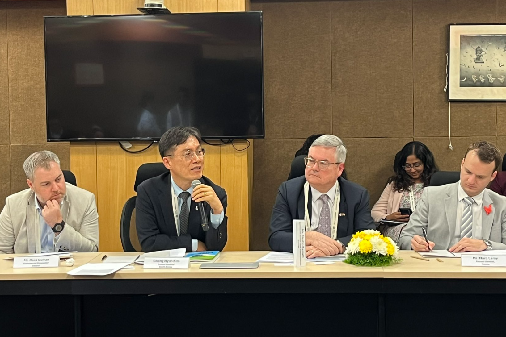 Consul General attended 2025 Bengaluru Tech Summit(GIA Roundtable Session)